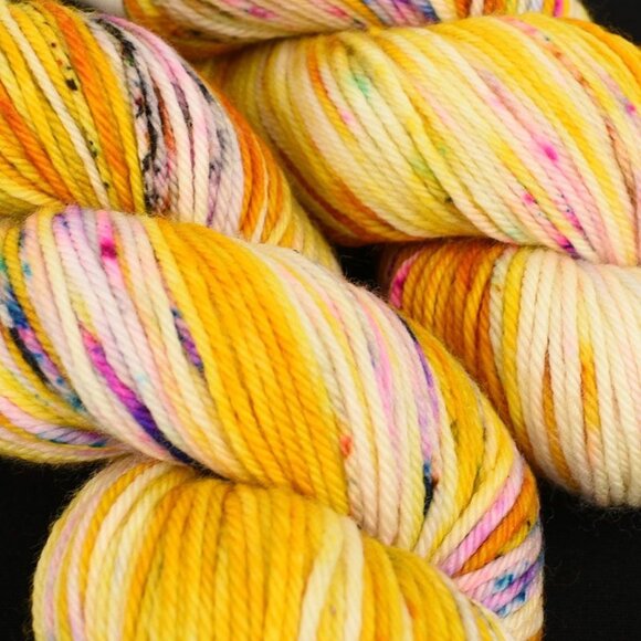 Hedgehog Fibres Merino DK Yarn 2 Skein Hand-Dyed Fool's Gold - Picture 2 of 5